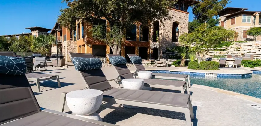 10x Living At Grandview