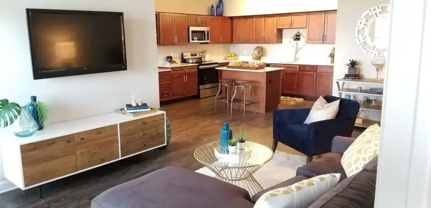 10x Living At Grandview