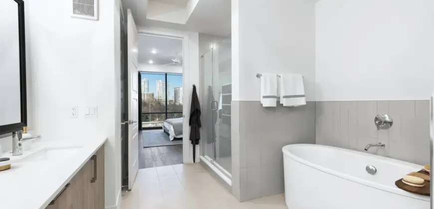 1155 Barton Springs