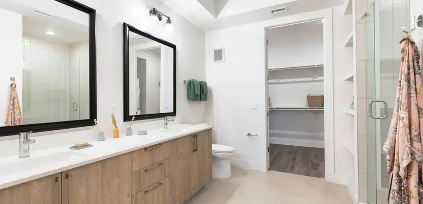 1155 Barton Springs