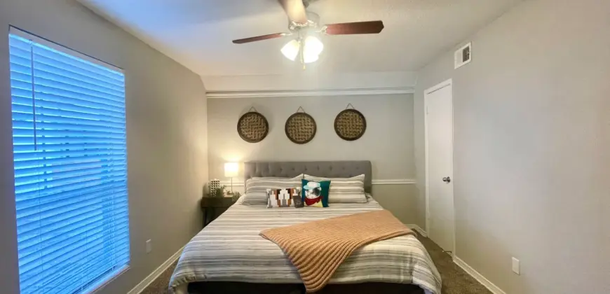 2151 Kirkwood