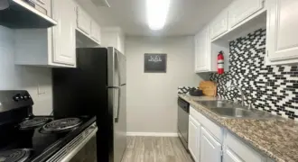 2151 Kirkwood