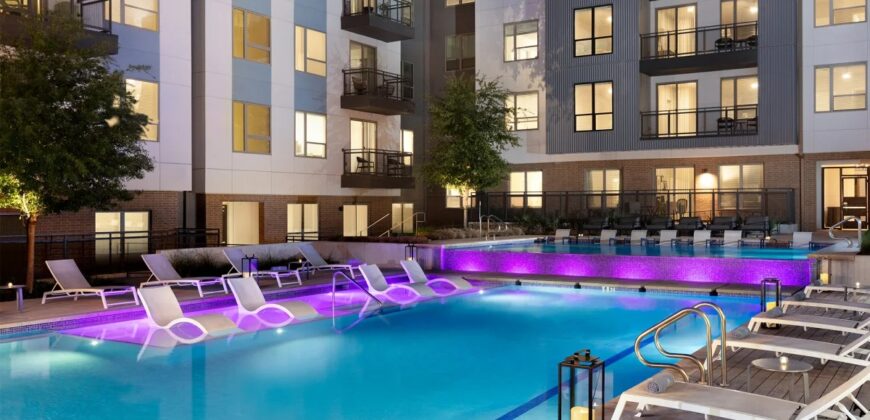 AVE Austin North Lamar