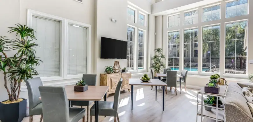 Acclaim At South Congress