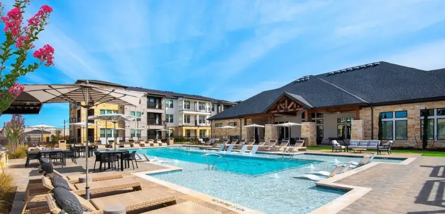 Alexan Gruene Crossing