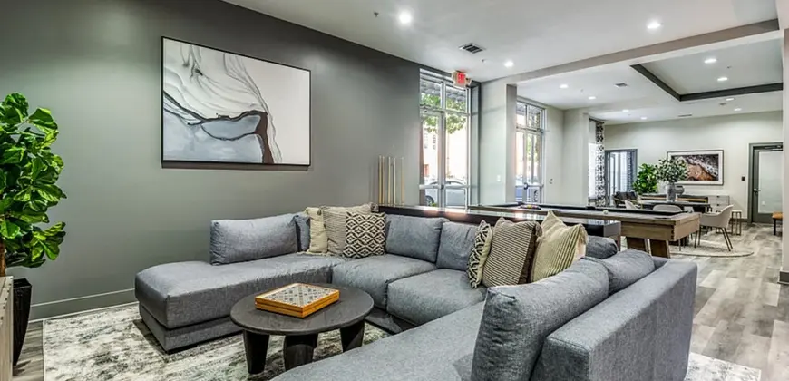 Allegro Addison Circle