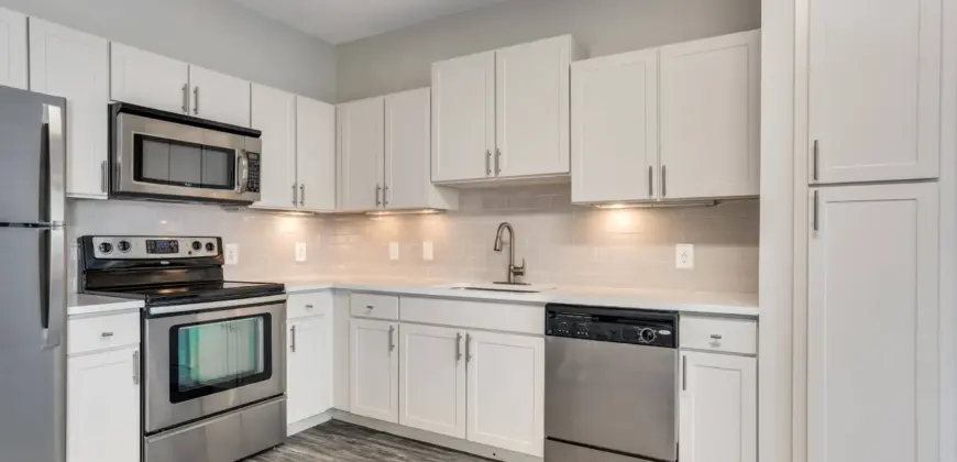 Allegro Addison Circle