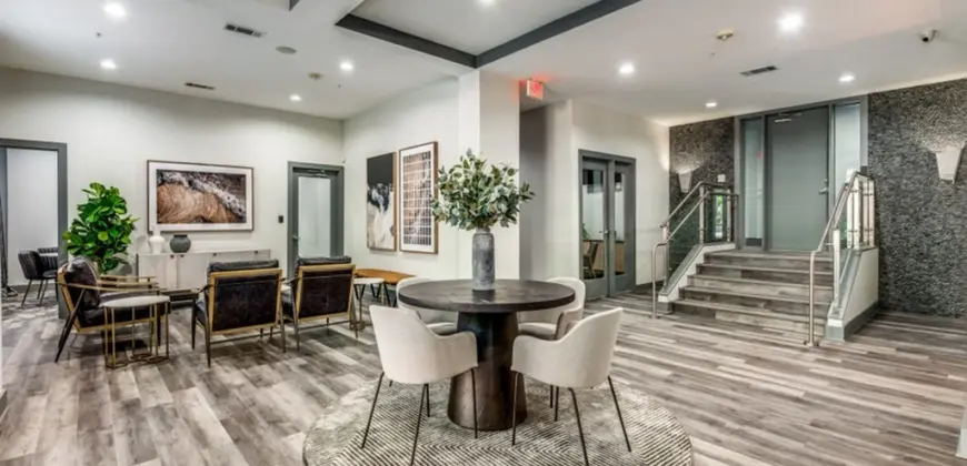 Allegro Addison Circle