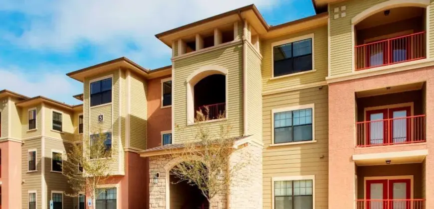 Artisan At Creekside