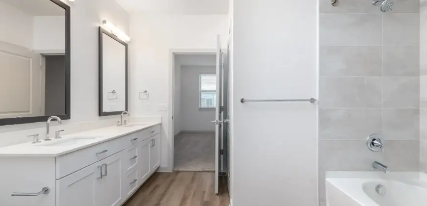 Birdie On Woodland Greens