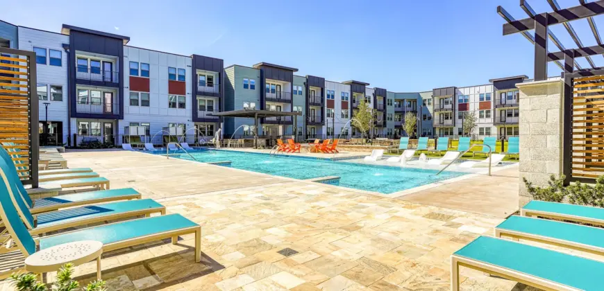 Birdie On Woodland Greens