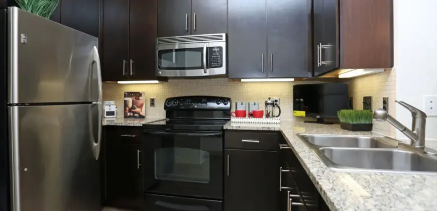 Braeswood Place