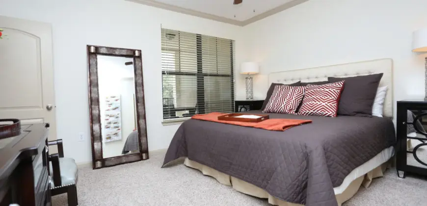 Braeswood Place