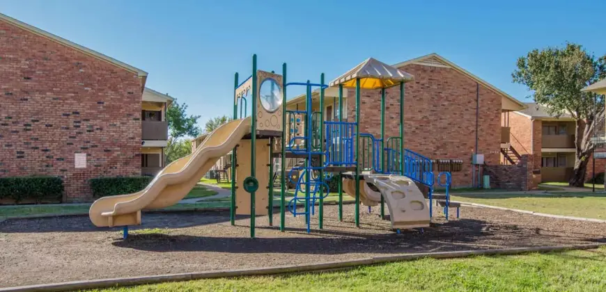 Brays Oaks Village