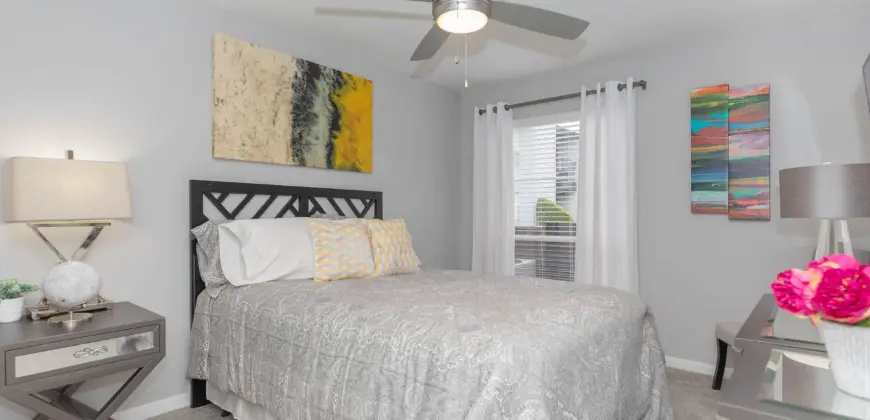 Breeze At Clear Lake