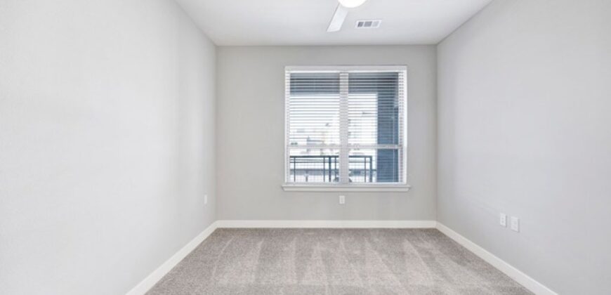 Brightleaf At Lakeline