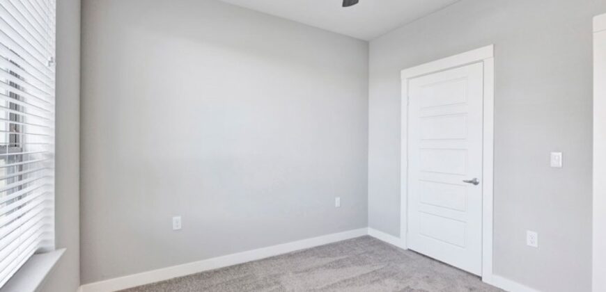 Brightleaf At Lakeline