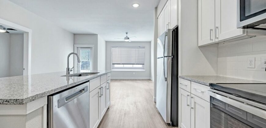 Brightleaf At Lakeline