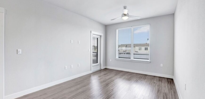 Brightleaf At Lakeline