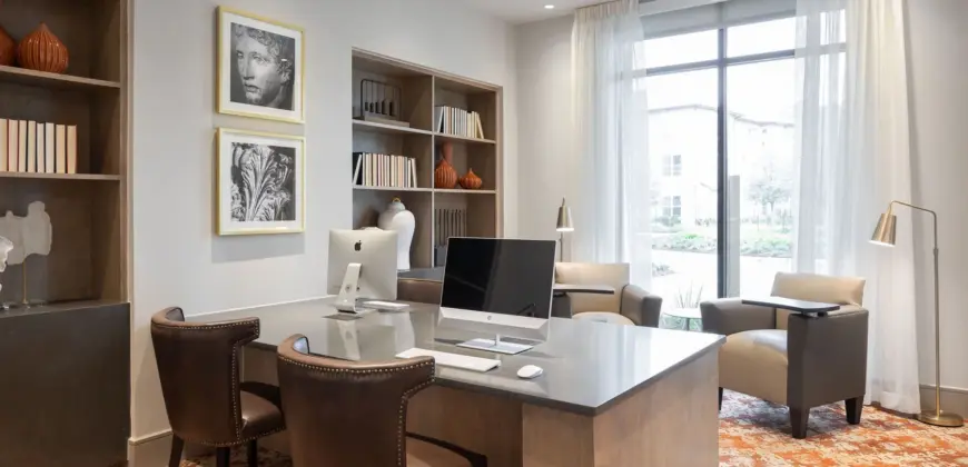 Broadstone Vintage Park