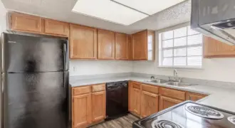 Broken Oak Townhomes