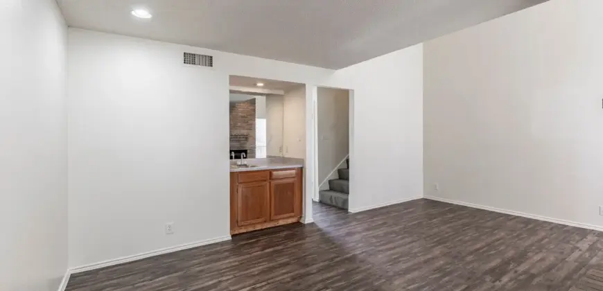 Broken Oak Townhomes