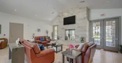 Capri Villas At The Lake