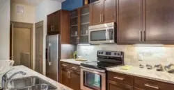 Caroline Uptown West