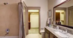 Caroline Uptown West