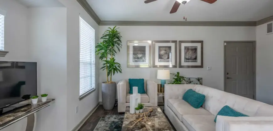 Cascade At Fountain Lake