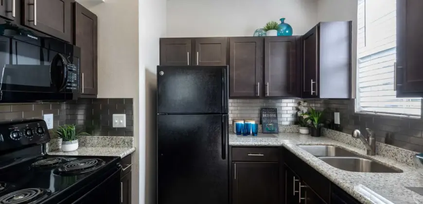 Cascade At Fountain Lake