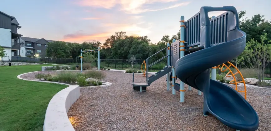 Citizen House Bergstrom