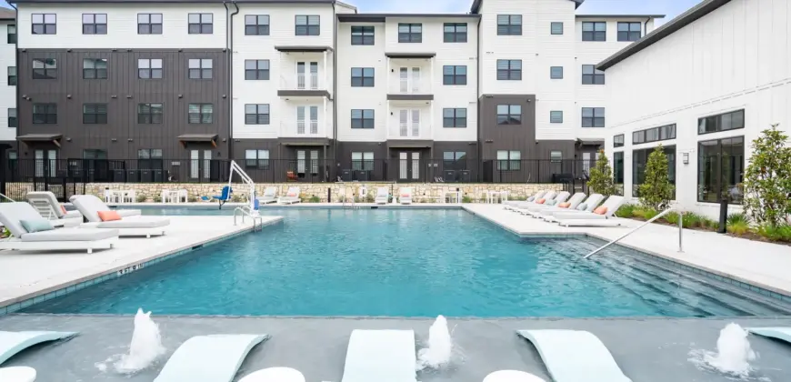 Citizen House Blue Bluff