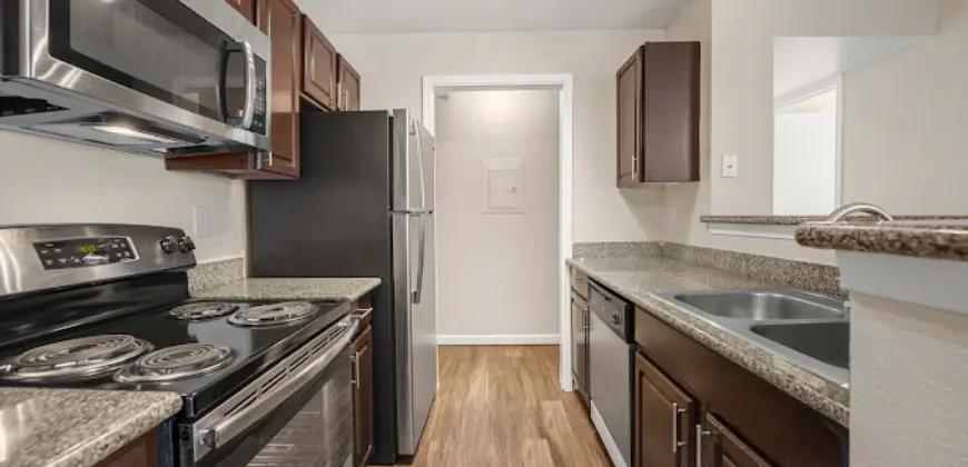 Collective On Riverside