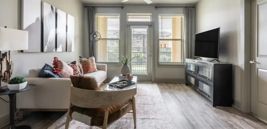 Crawford At Grand Morton