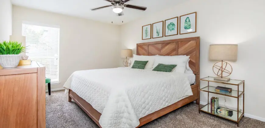 Creekside Villas At Clear Lake