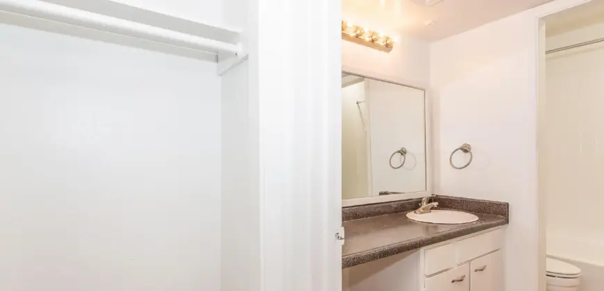 Crossview Court