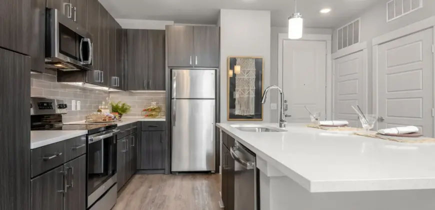 Domain At Founders Parc