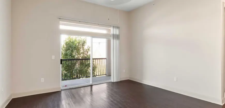 Domain On The Parkway