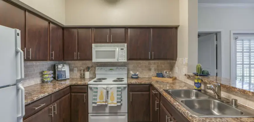 Edgewater At Klein-East