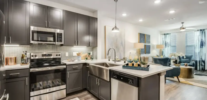 Enclave At Woodland Lakes