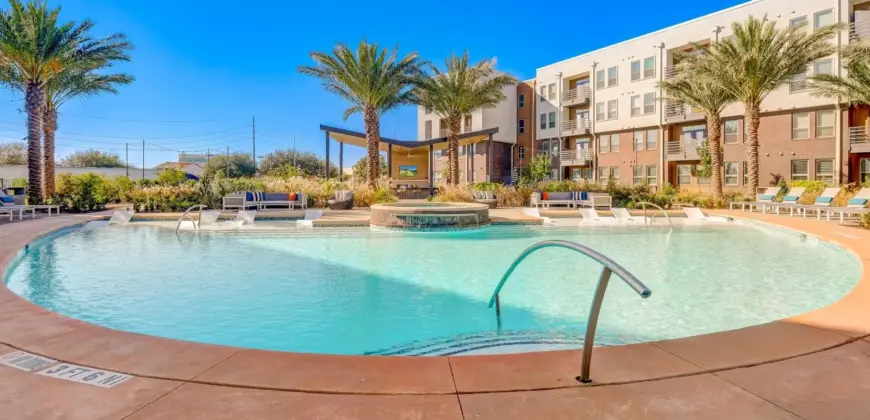 Encore Motif At Grand Crossing