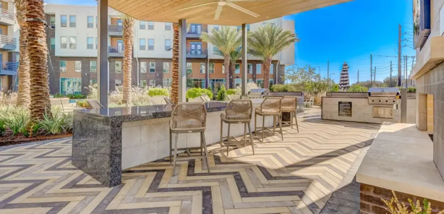 Encore Motif At Grand Crossing