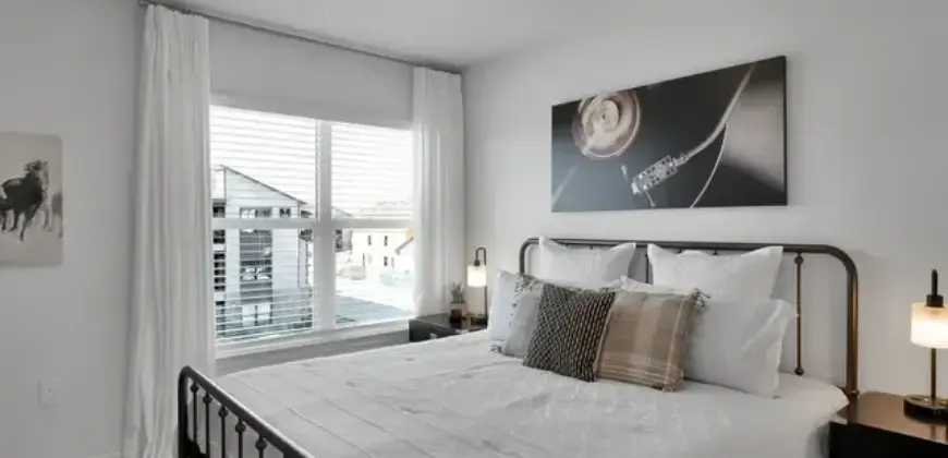 Esperanza At Keith Harrow