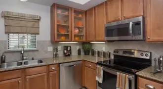 Estancia Townhomes