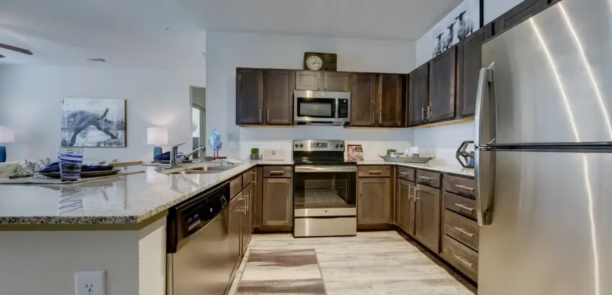 Estraya Westover Hills