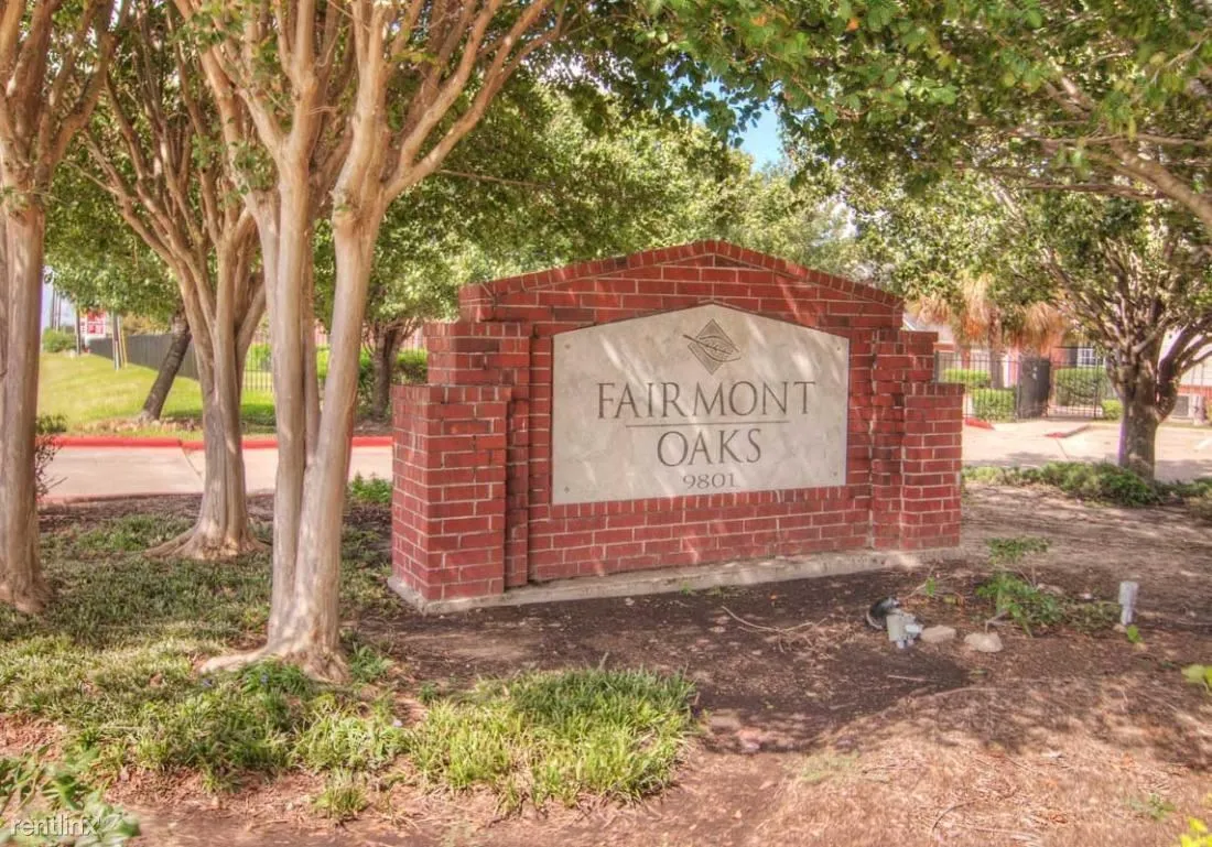 Fairmont Oaks