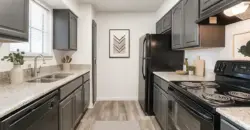 Flats At Brentwood