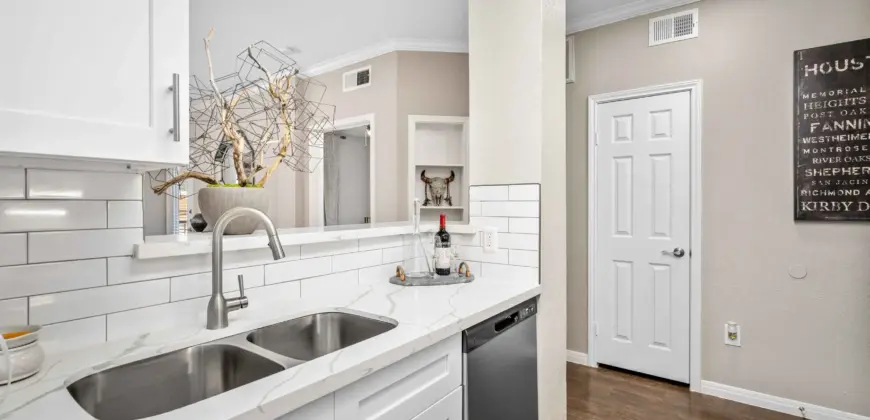 Gables Revere Upper Kirby