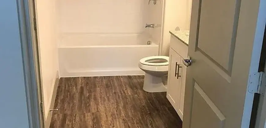 Gallery At Domain-Edge/Parkside